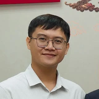 Ông Lê Minh Nghĩa